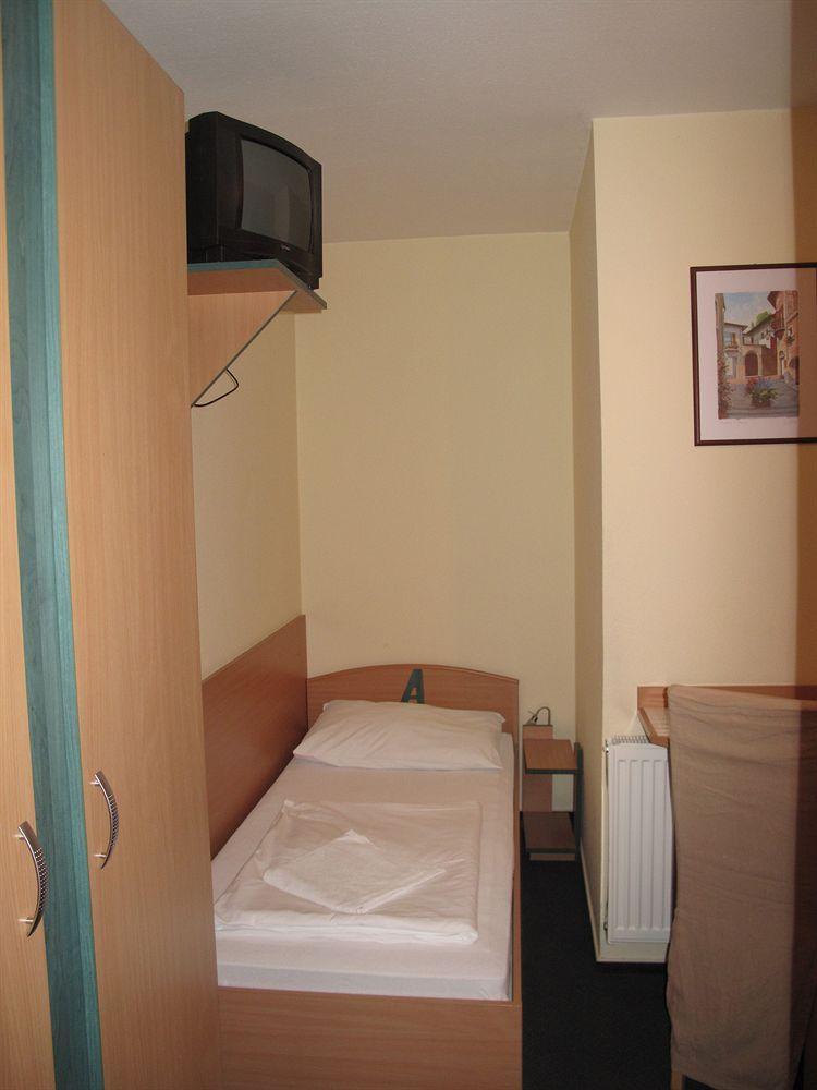 Alfred Panzio Bed & Breakfast Budapest Exterior photo