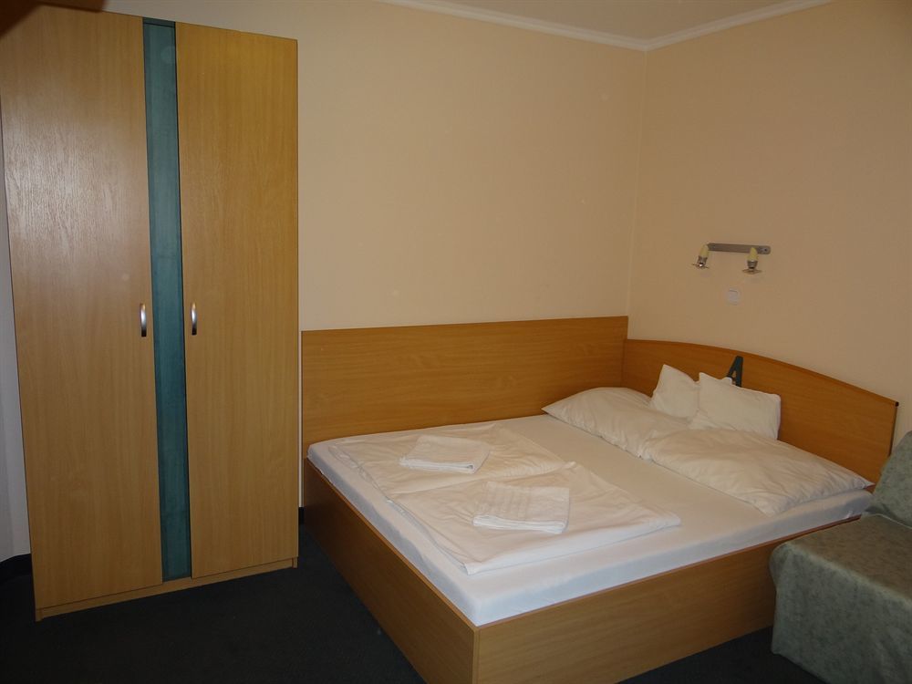 Alfred Panzio Bed & Breakfast Budapest Exterior photo